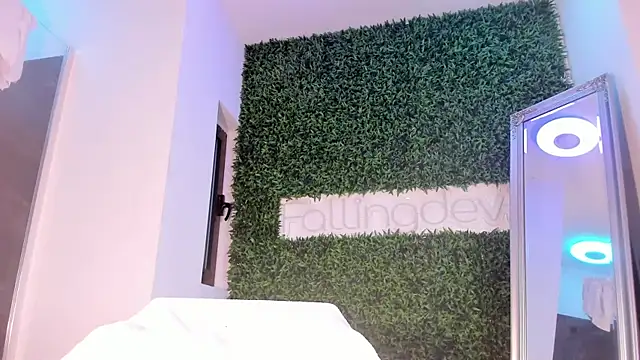 realhotfallingdevil online show from 06.19.26