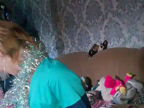 WildMissNiks online show from 12.27.24