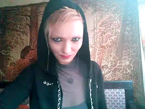 WildMissNiks online show from 01.23.25