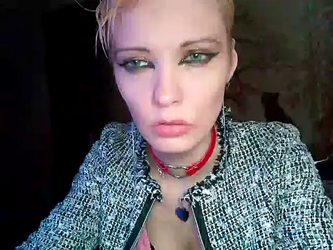 WildMissNiks online show from 01.29.25