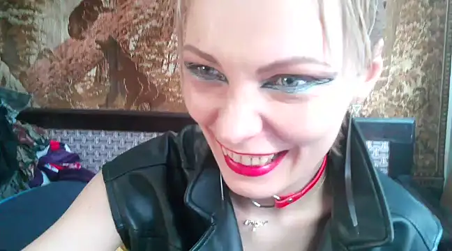 WildMissNiks online show from 02.21.25