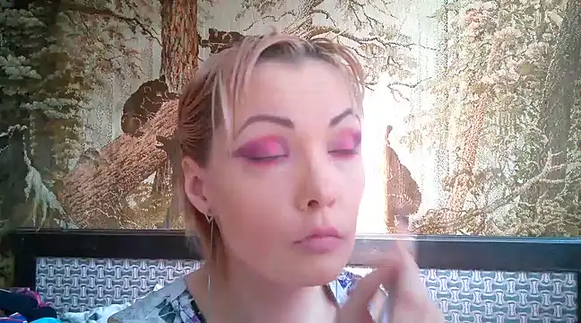 WildMissNiks online show from 03.14.25