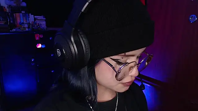 Raventh  online show from 12.17.25