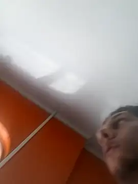 Snapshot of Kingeduardo chatting on 01.28.25 Kingeduardo online show from 01.28.25