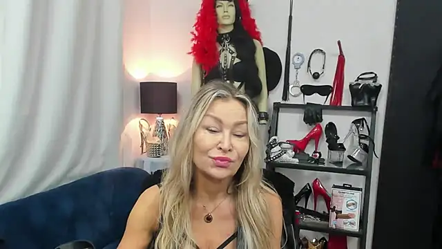 crystaLUX online show from 10.22.25