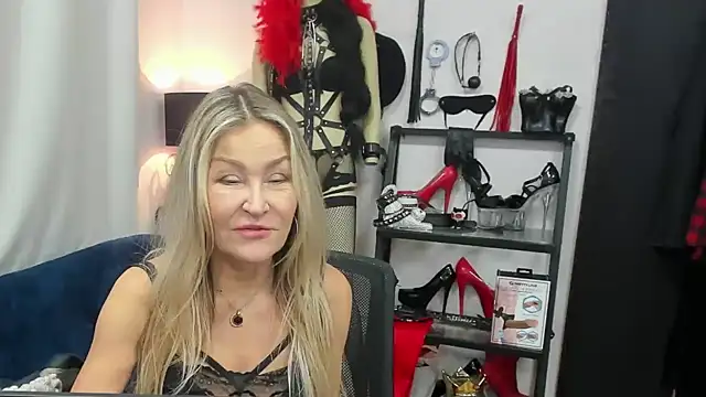 crystaLUX online show from 11.25.25