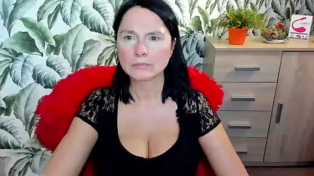 Ellennaughty online show from 01.02.25