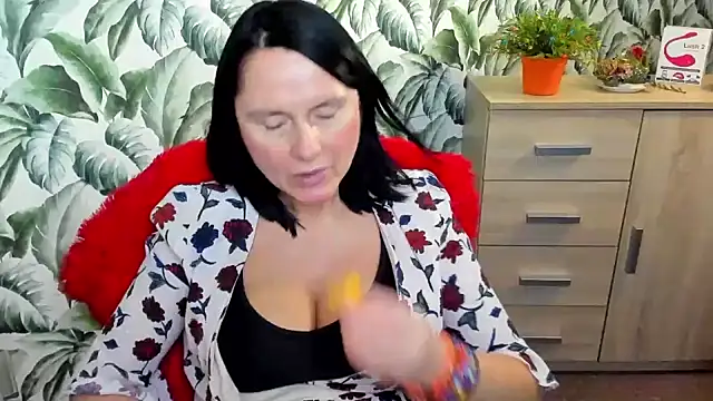 Ellennaughty online show from 01.30.25