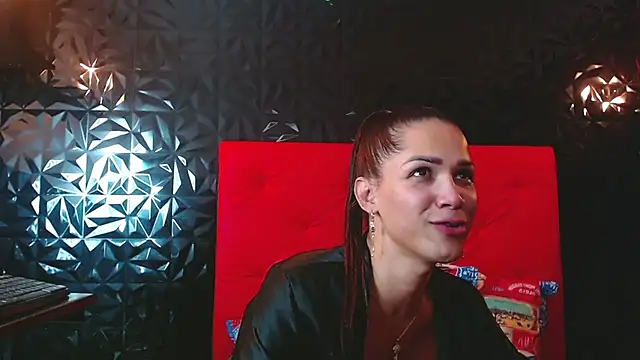 PINK  LOLA1 online show from 02.16.25