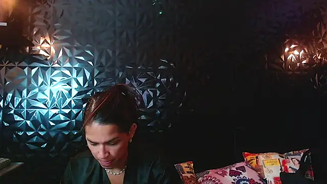 PINK  LOLA1 online show from 11.02.25