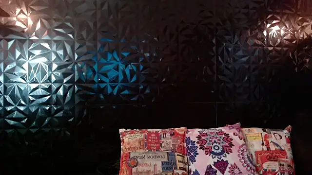 PINK  LOLA1 online show from 03.31.26