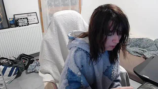 missthon0 online show from 09.30.25