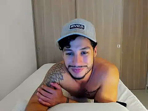 Sirs papi online show from 12.16.25