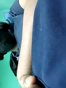 Snapshot of rajaRoyd chatting on 02.13.25 rajaRoyd online show from 02.13.25