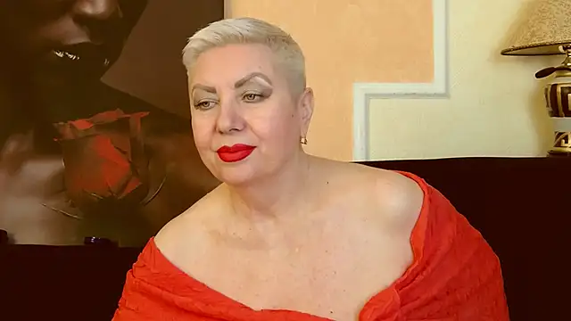 LadyPosh online show from 02.04.25