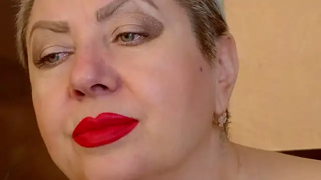 LadyPosh online show from 10.03.25