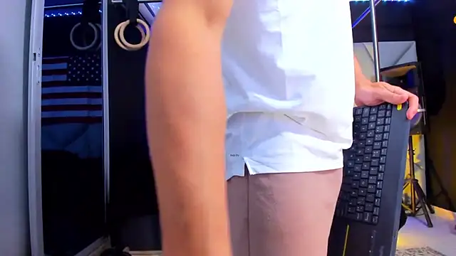 Aydenmiller96 online show from 04.17.26