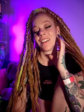 LucidLucy online show from 10.05.25