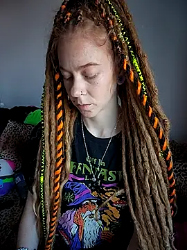 LucidLucy online show from 10.27.25