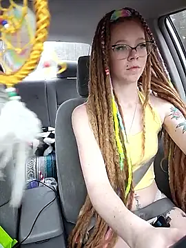 LucidLucy online show from 04.15.26