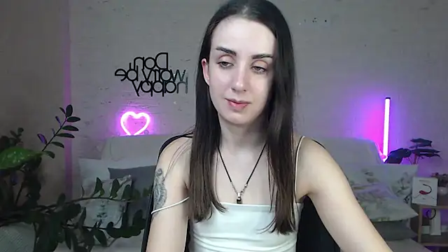 FranceskoJones online show from 03.15.25