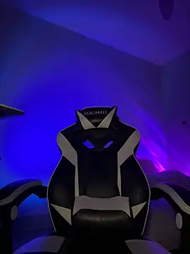 Snapshot of thebrattygoddess chatting on 12.22.24 thebrattygoddess online show from 12.22.24