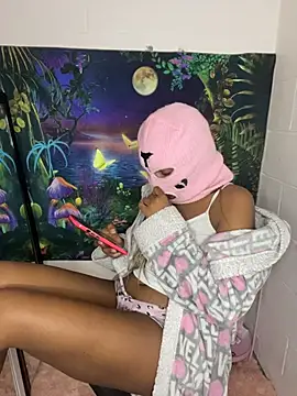 Snapshot of Badjen1027 chatting on 11.03.25 Badjen1027 online show from 11.03.25