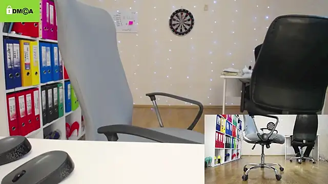 Snapshot of secret-office chatting on 02.10.25 secret-office online show from 02.10.25