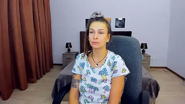 AlexiaDarren online show from 12.05.24