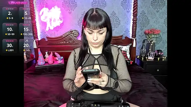 BettyNoir online show from 11.26.25