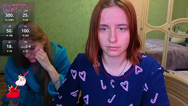 Snapshot of DanaMartina chatting on 10.07.25 DanaMartina online show from 10.07.25