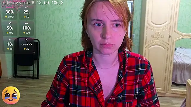 Snapshot of DanaMartina chatting on 11.11.25 DanaMartina online show from 11.11.25