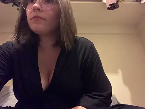  minikui  online show from 10.05.25