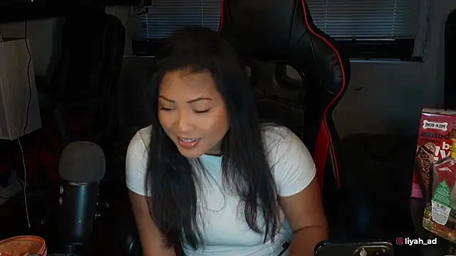 Bubbleliyah online show from 11.13.25