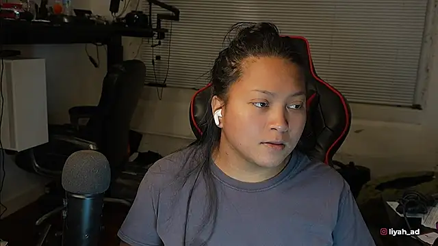 Bubbleliyah online show from 02.04.26