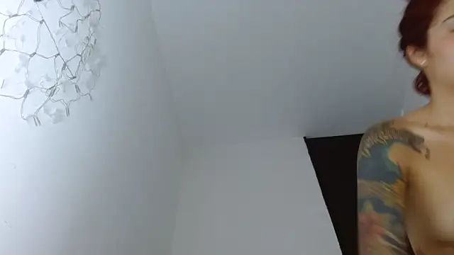 IsabellaVegaa online show from 02.02.25