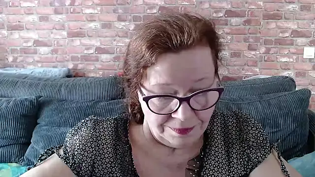 Adelewildx online show from 03.08.25