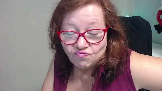 Adelewildx online show from 03.10.25