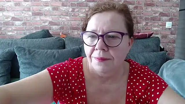 Adelewildx online show from 03.21.25