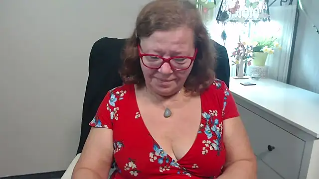 Adelewildx online show from 09.09.25