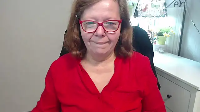 Adelewildx online show from 09.30.25