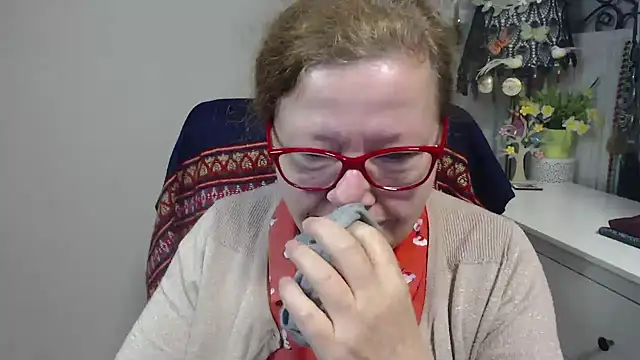 Adelewildx online show from 11.10.25