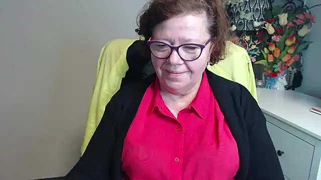 Snapshot of Adelewildx chatting on 05.08.26 Adelewildx online show from 05.08.26