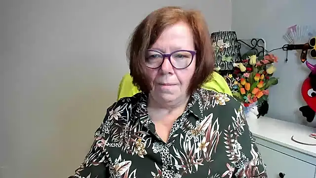 Snapshot of Adelewildx chatting on 05.19.26 Adelewildx online show from 05.19.26