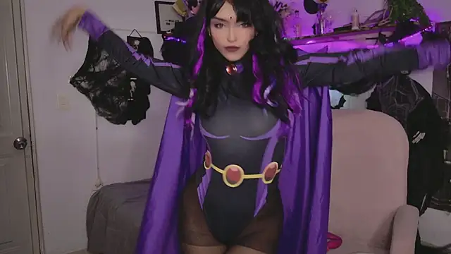 Snapshot of YourKatt chatting on 11.02.25 YourKatt online show from 11.02.25