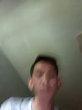 Snapshot of assluv1909 chatting on 03.22.25 assluv1909 online show from 03.22.25