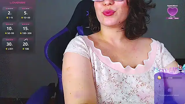 Snapshot of Koka-pimentinha chatting on 12.18.24 Koka-pimentinha online show from 12.18.24