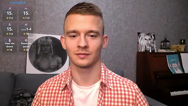 Snapshot of Marvelboy_ chatting on 12.03.24 Marvelboy  online show from 12.03.24