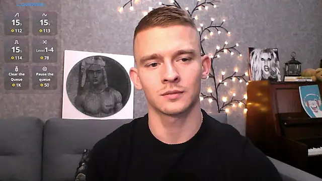 Snapshot of Marvelboy_ chatting on 12.21.24 Marvelboy  online show from 12.21.24