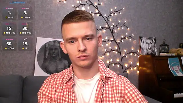 Snapshot of Marvelboy_ chatting on 12.22.24 Marvelboy  online show from 12.22.24